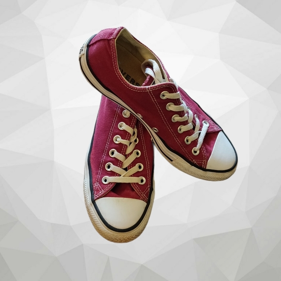 Converse Shoes - Converse Low Top